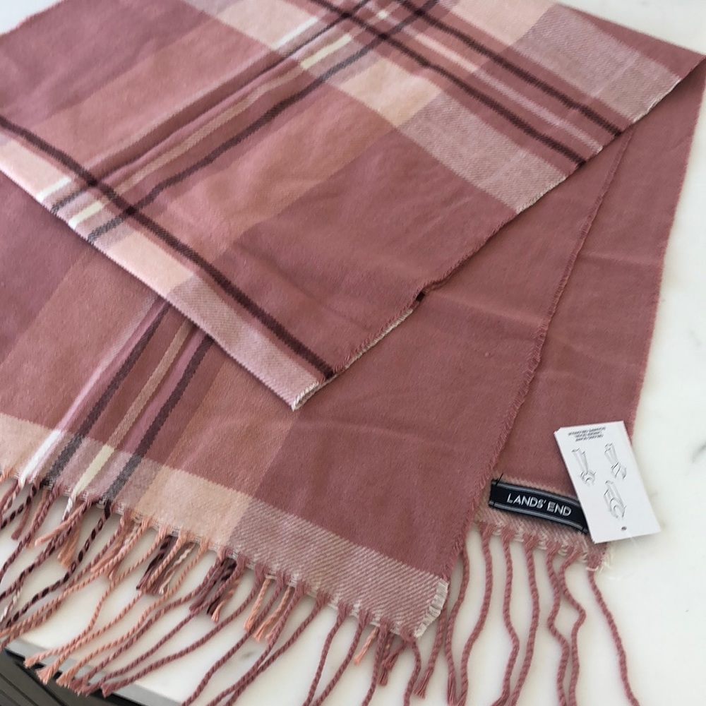 NWT Lands End scarf, pink